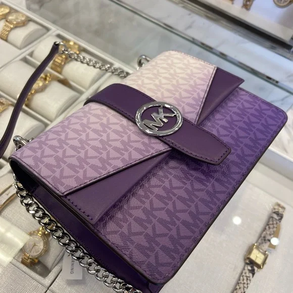 MICHAEL KORS Greenwich Md Ombré Signature Logo Tri-Fold Wallet
Dark Purple Multi - Picture 8 of 16